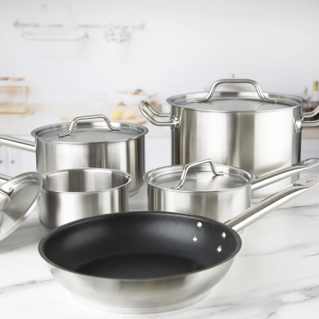 Vogue Cook Like A Pro 4-Piece Stainless Steel Cookware - Image 8