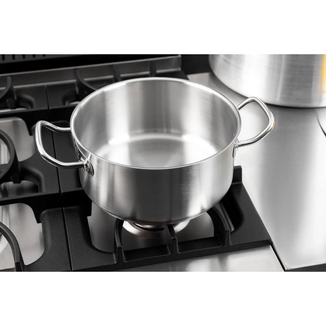 Vogue Casserole Pan 4.5Ltr - Image 7