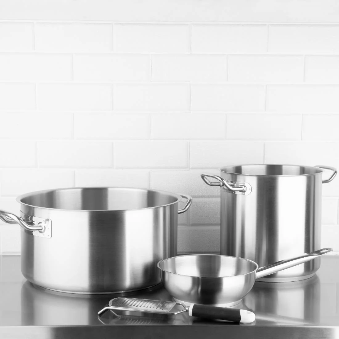 Vogue Deep Stockpot 10.5Ltr - Image 2