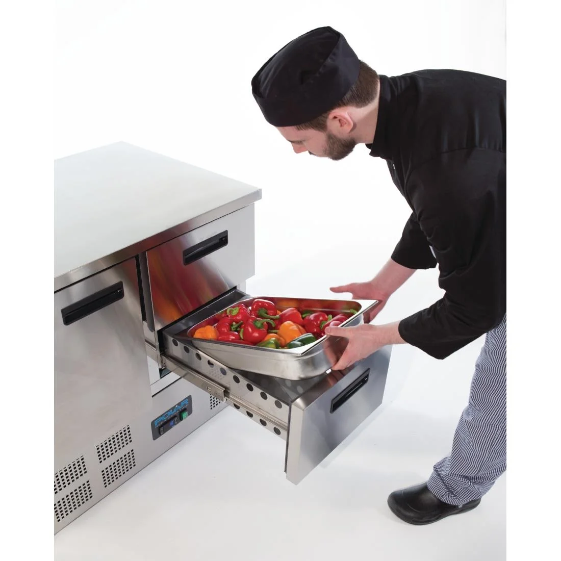 Polar 1 Door and 2 Drawer Counter Fridge 240Ltr - Image 9