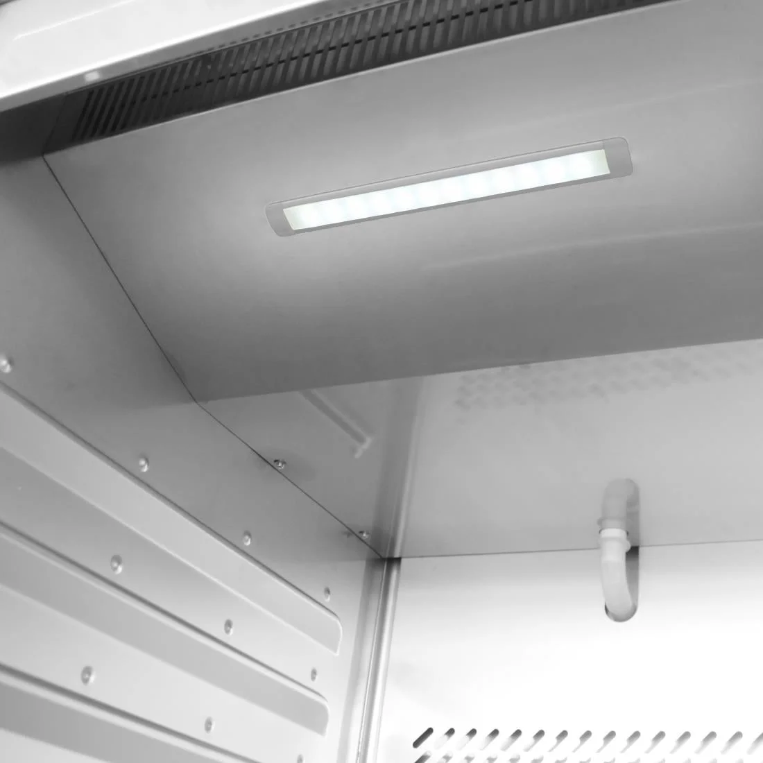 Polar U-Series Single Door Upright Freezer 560Ltr - Image 3