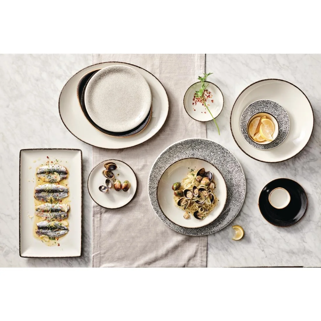 Steelite Charcoal Dapple Rectangle One Plates 270 x 167mm (6 Pack) - Image 5