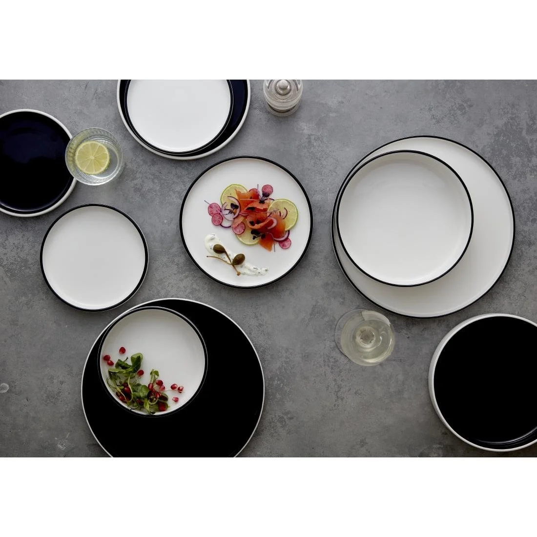 Steelite Nyx Stacking Plates 285mm (6 Pack) - Image 2