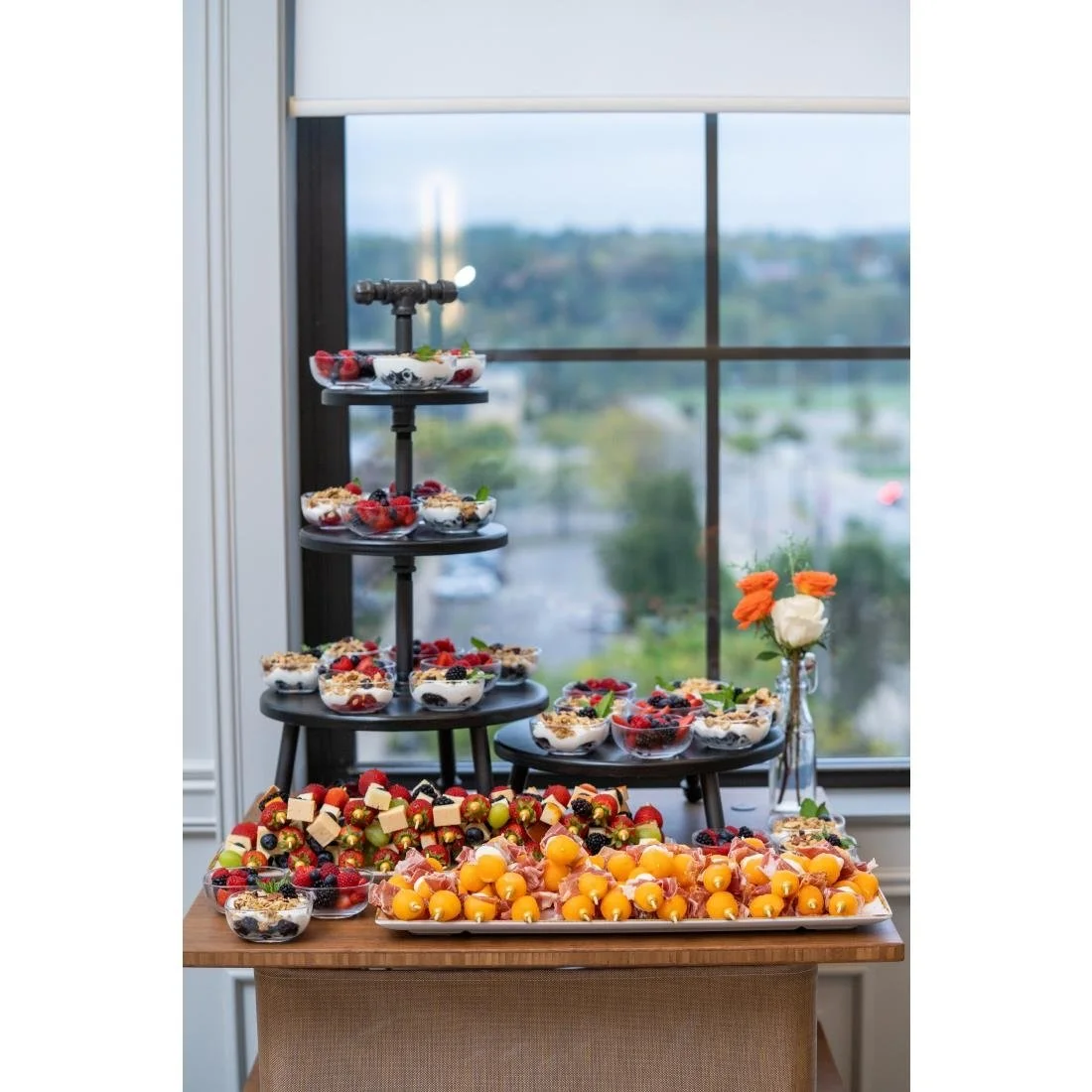 Steelite Gun Metal Pipe Stand 3-Tier 355x674mm - Image 4